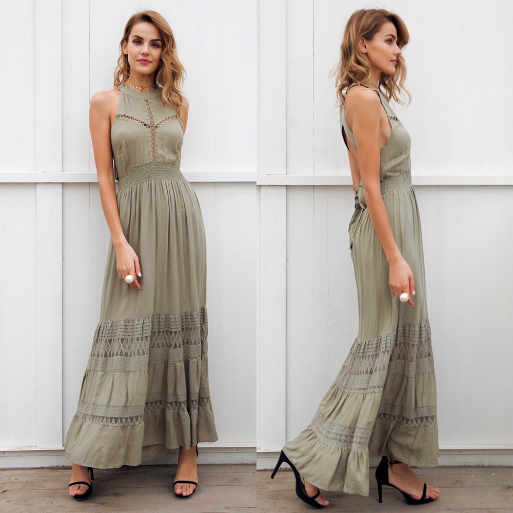 💥 LAST ONE Open Back Crochet Halter Maxi Dress - Picture 2 of 4